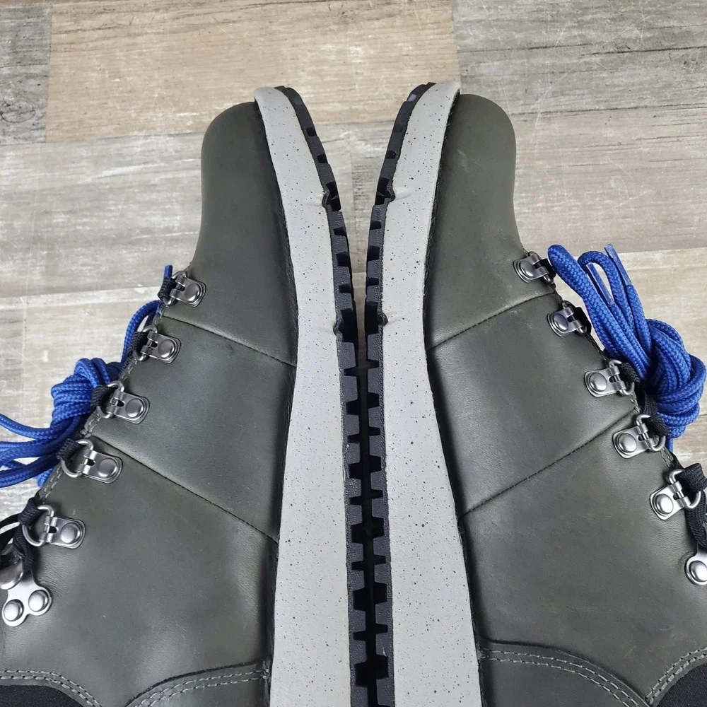 Danner Vertigo 917 Mens Hiking Shoes Sz 8 Dark Gray Lace Up Mid Top Waterproof